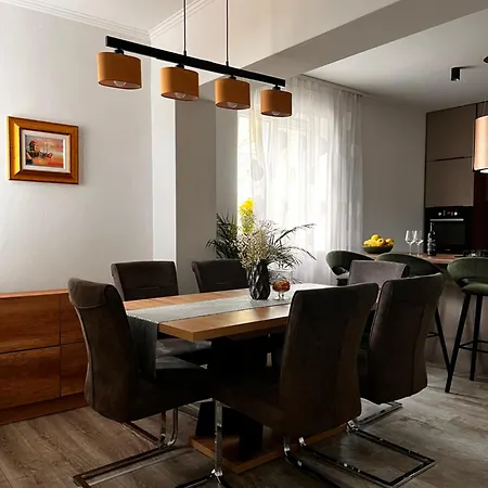 Tea Apartment *